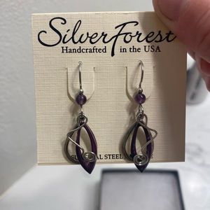 Never worn women’s earrings by silver forest